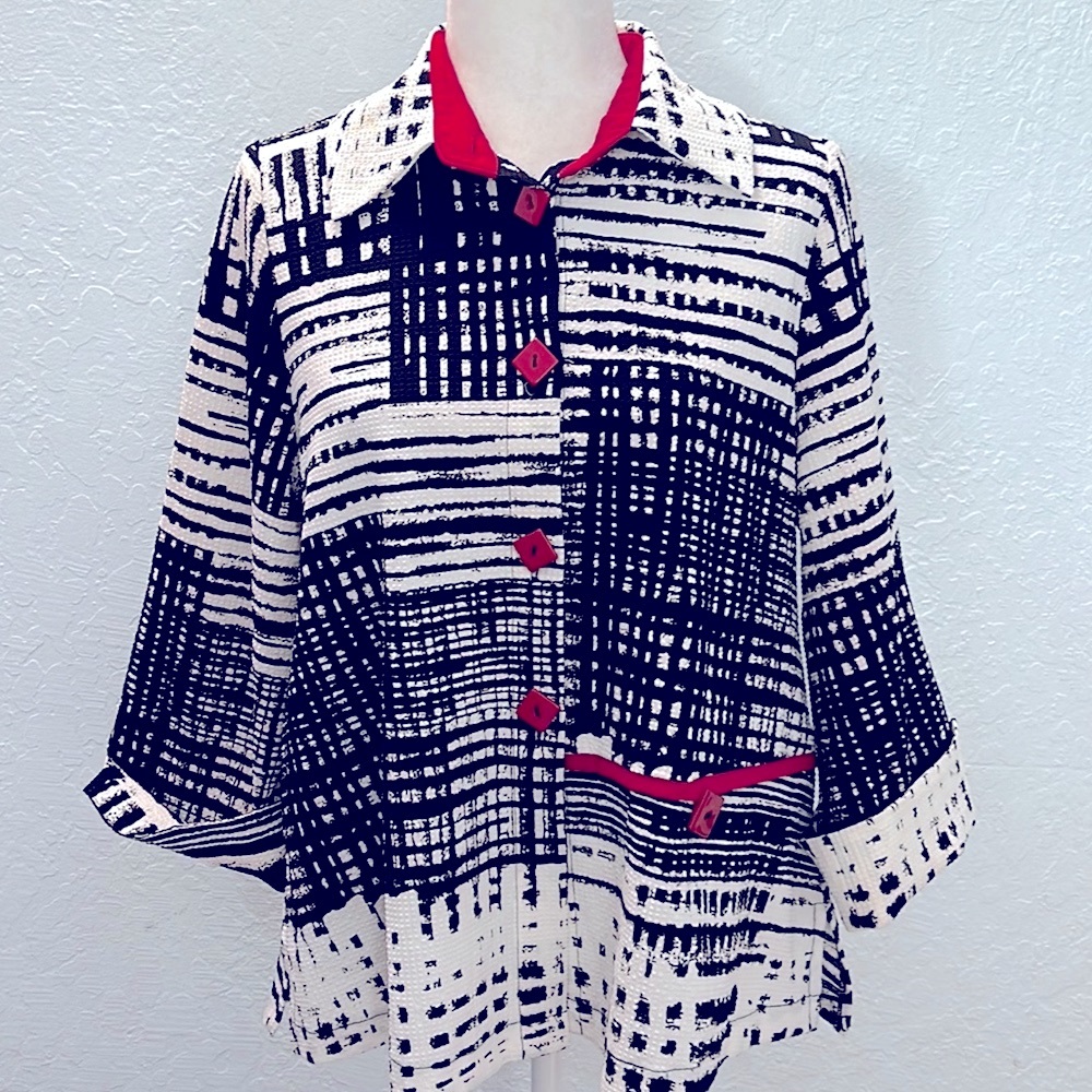IC Black White Blazer